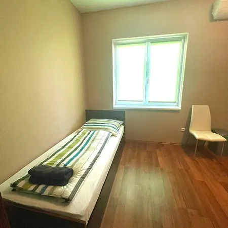 Apartment Peter & Roza Modern Apartmanhaz **** Balatonmariafurdo