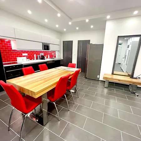 Apartment Peter & Roza Modern Apartmanhaz **** Balatonmariafurdo
